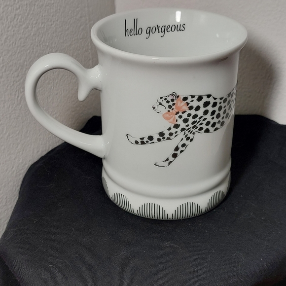 Hello Gorgeous Coffee Mug Cheetah Black & White with Pink Bow - Picture 11 of 12